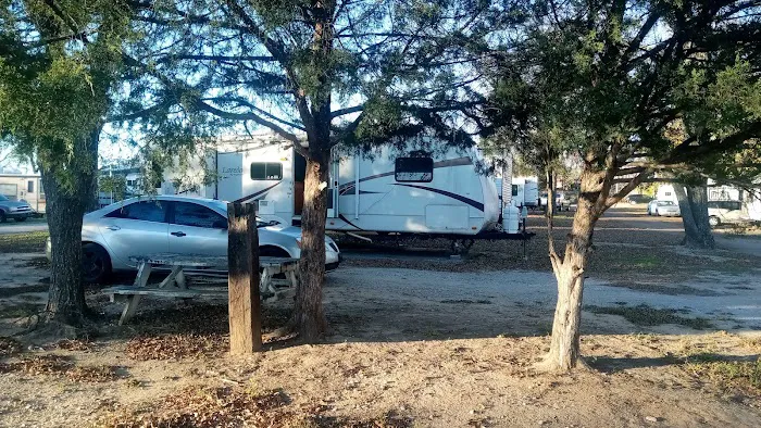 Ardmore RV Park Picture 2