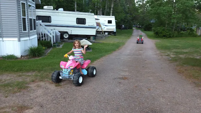 Sandy Hill Campground Picture 7
