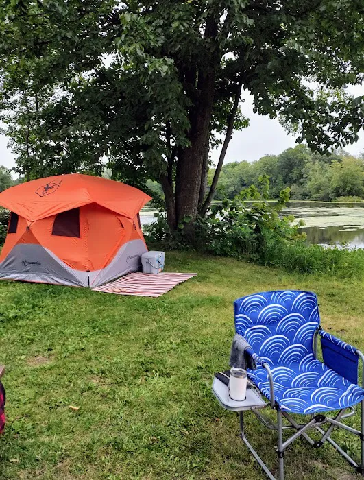 Chapman Lake Campgrounds(Showers) Picture 7