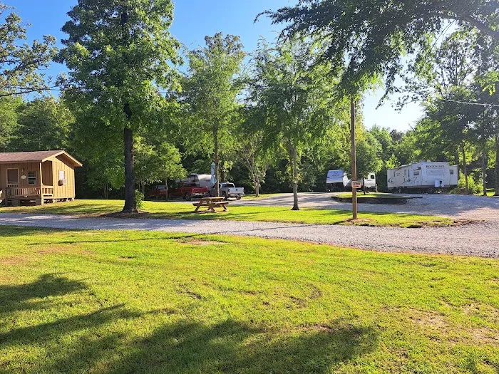 Sunset Pines RV Park Picture 1
