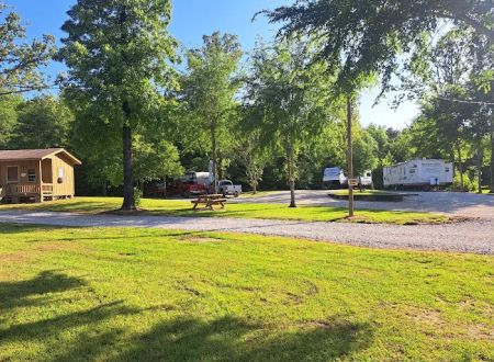 Sunset Pines RV Park