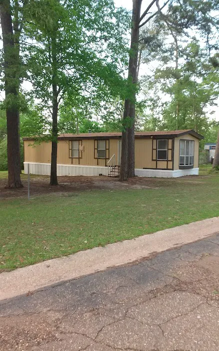 Whispering Woods RV & MHP Picture 10