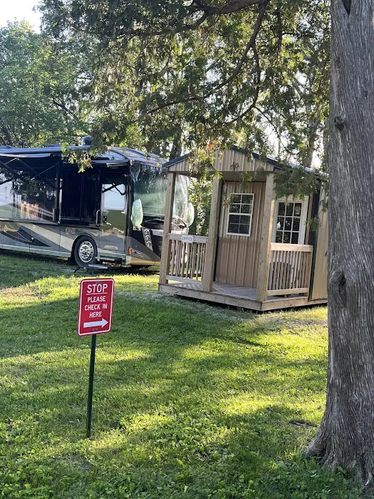 Corn Patch Corner Campground / RV Park Picture 4