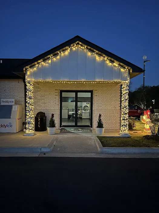Finish Line RV Park Picture 10