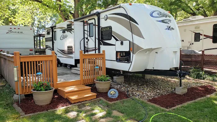 Twin Oaks Campgrounds Picture 2