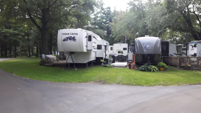 Twin Oaks Campgrounds Picture 8