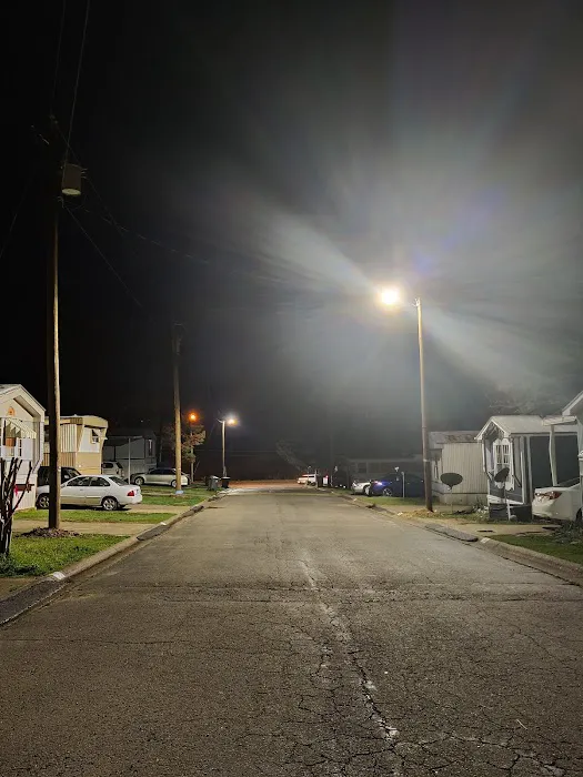 Pleasant Mobile Home and RV Park Picture 6