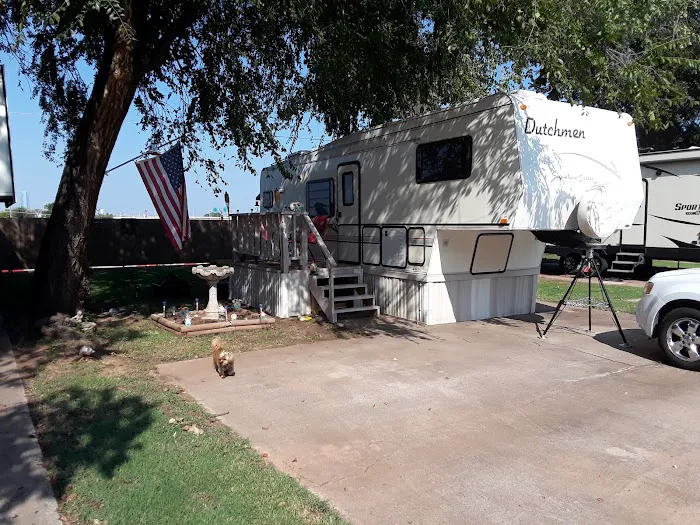 Skyline Mobile Home Park Picture 4