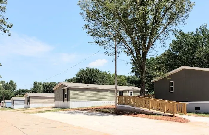Arrowwood Mobile Home Community Picture 7