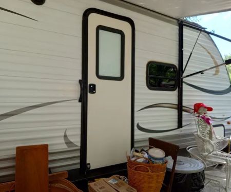 Morganu2019s RV Park Lot#M-1
