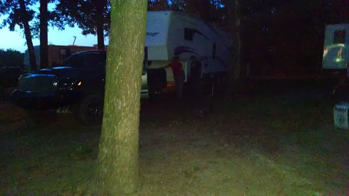 Shady Acres RV Park Picture 3