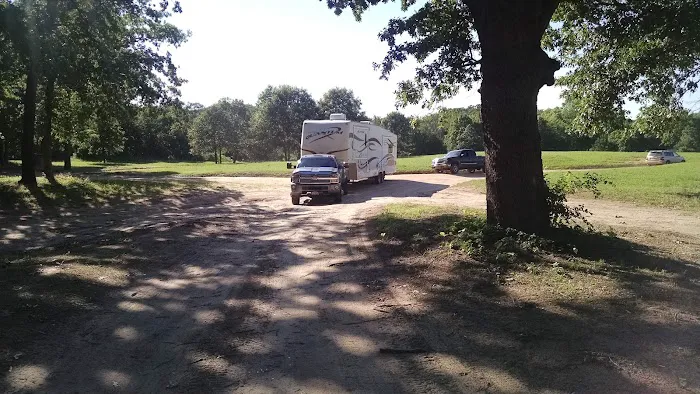 Shady Acres RV Park Picture 2