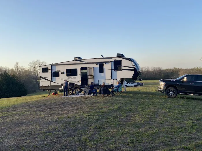 Shady Acres RV Park Picture 5