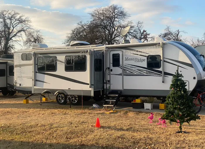 Abe's RV Park Picture 6