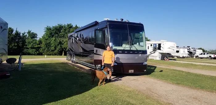 Pioneer RV Park Picture 10