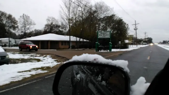 Night RV Park Picture 8