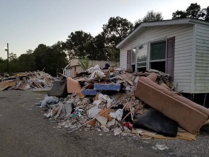 Four Seasons Mobile Home Park Picture 1