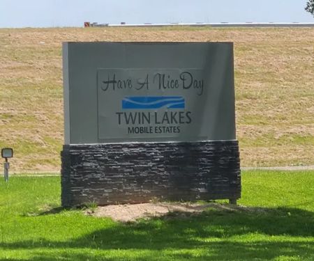 Twin Lakes Mobile Estates