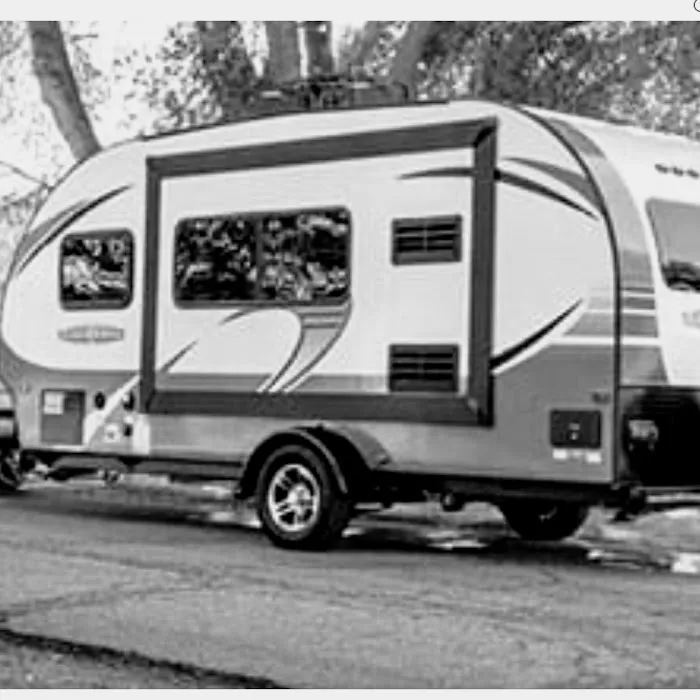 MultiMart RV Park Picture 4