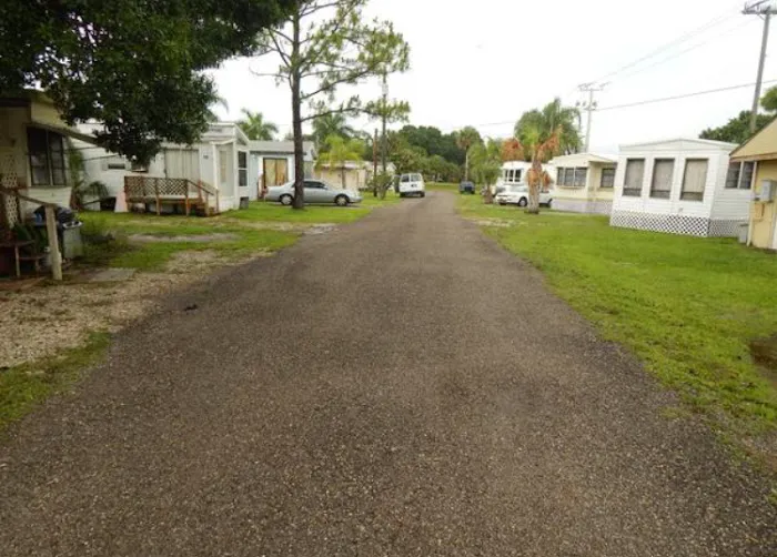 County Line Trailer Park Picture 1
