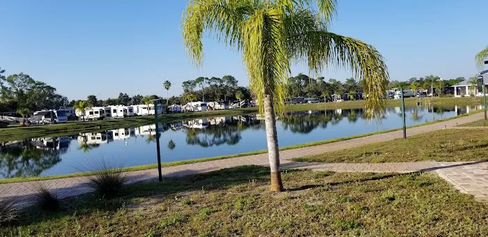 Oak Grove RV Resort Picture 9