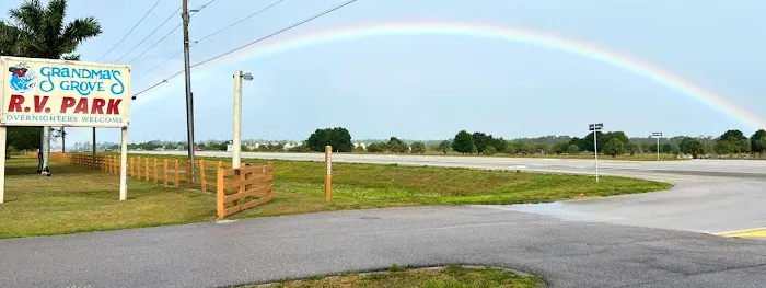 Grandma's Grove RV Park Picture 4