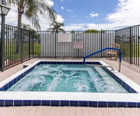 Palm Lake Estates
