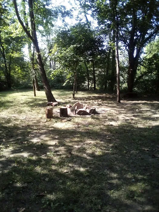 Floating R Campground Picture 10