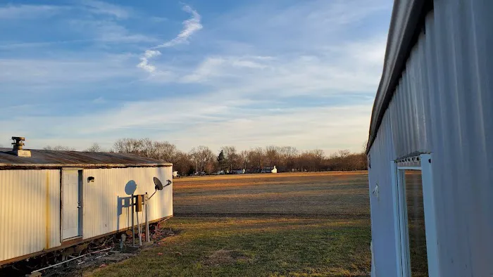 Crossroads Mobile Home Park Picture 3