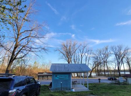 Rivers Edge RV Park and Campground