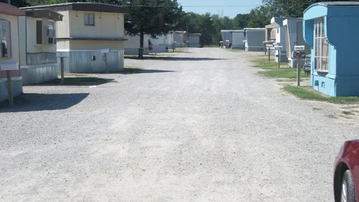 Skyline Mobile Home Park Picture 6