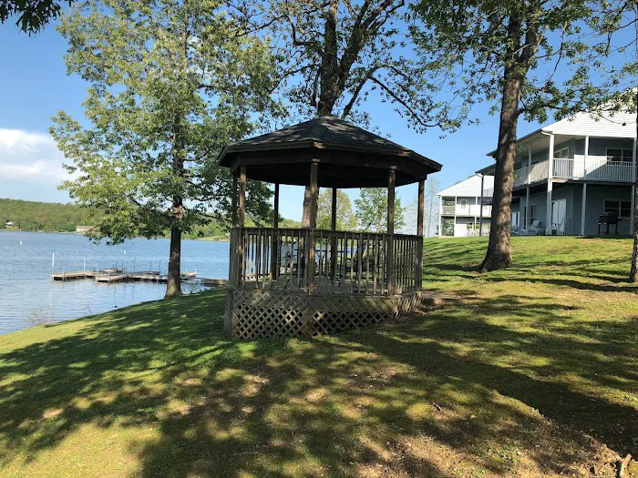 Horseshoe Bend / Crown Lake KOA Holiday Picture 2