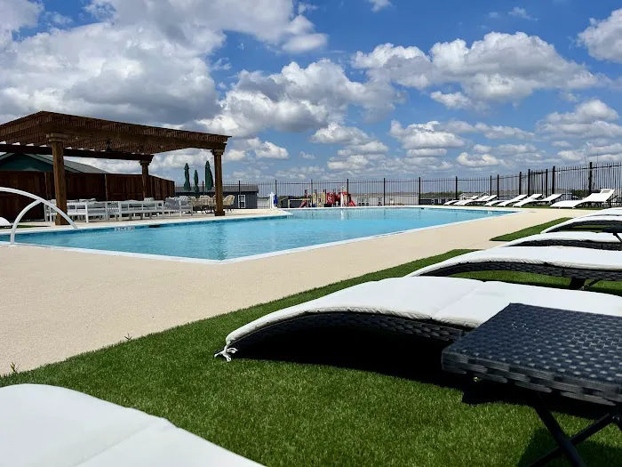 Pradera Estates Picture 5