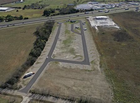 1770 West I-30 RV Park