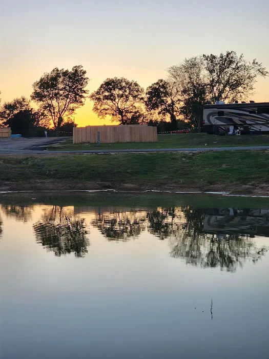Cowboys RV Park- Emory, Tx Picture 8