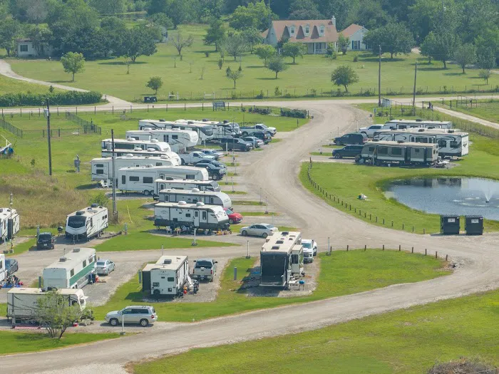 Premier RV Park Picture 6