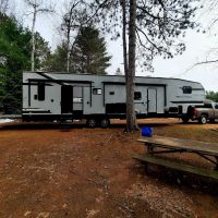 Hi Pines Campground ico