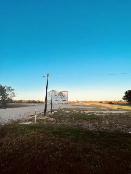 The Lazy Turtle RV Park Picture 1