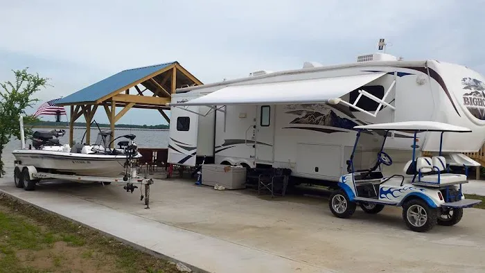 Caney Point RV Resort Picture 5