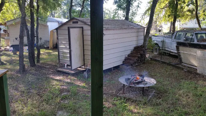 Hangout Cove, RV Park Picture 4