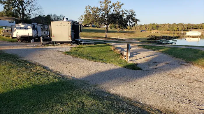 FORK IN THE ROAD RV PARK Picture 1