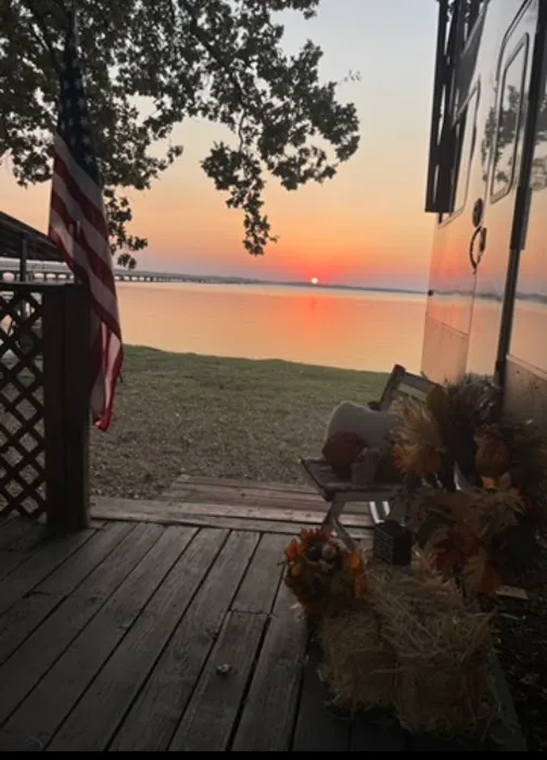 Kenny’s Landing Picture 1