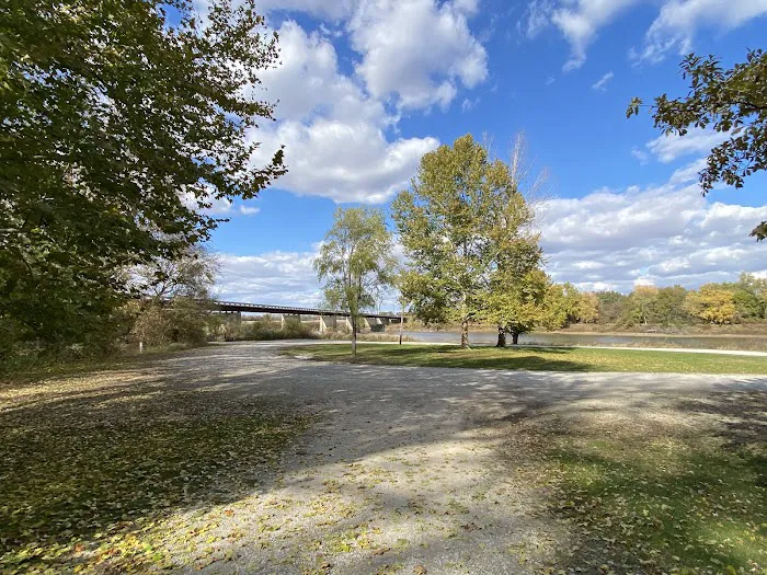 Eveland Access Campground Picture 3