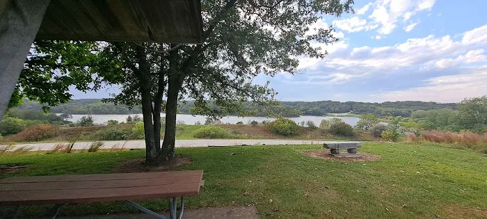 Lake Miami - Modern & Tent Campground Picture 8