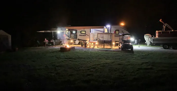 Fun Akers Resort and RV Park Picture 3