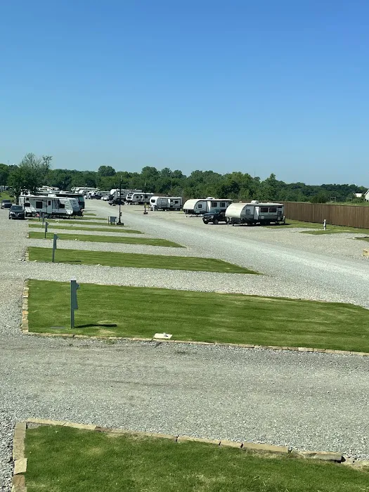 The Farmstead RV Park Picture 10