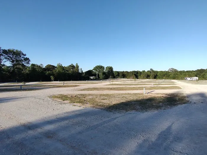 The Escapes RV Park & Storage Picture 9