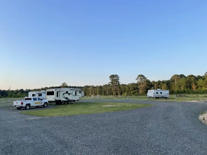 Pine Haven RV Resort Picture 1