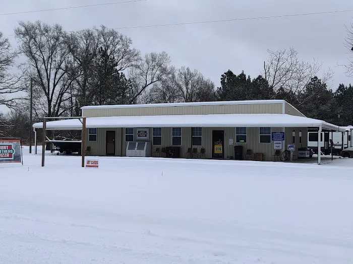 Lovin' Life RV Park and Country Store Picture 4