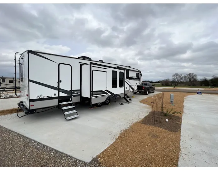 Texoma RV Ranch Picture 8